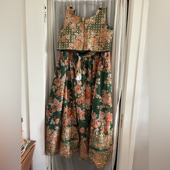 Floral Green Orange Pink Saree - Picture 5 of 7